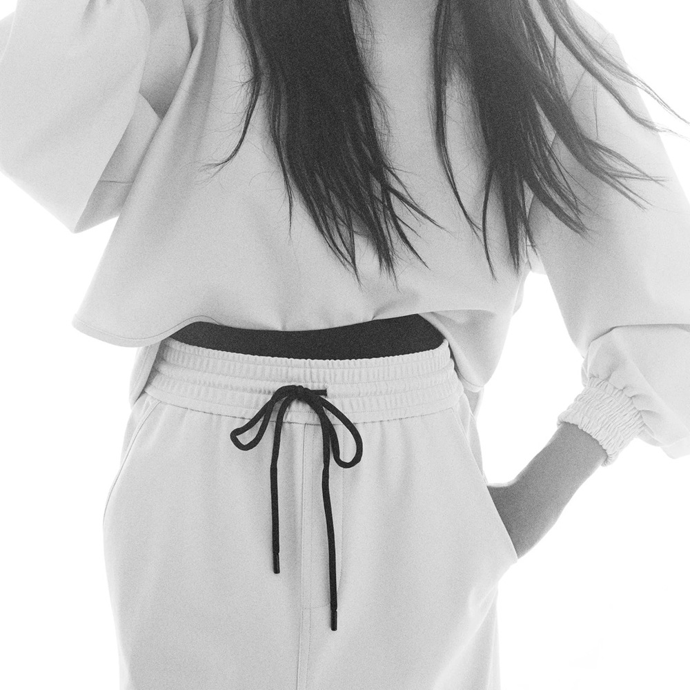 Zara TECHNICAL MIDI SKIRT w/ FRONT SLIT FRONT NEW - Picture 5 of 8